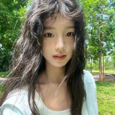 10号舱里的女人
